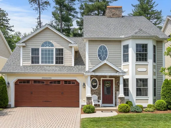 33 Kensington Way #61, Tewksbury, MA 01876