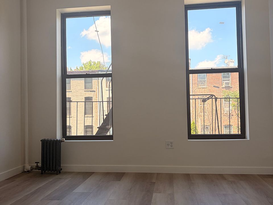 2nd image of 553 Madison St #2