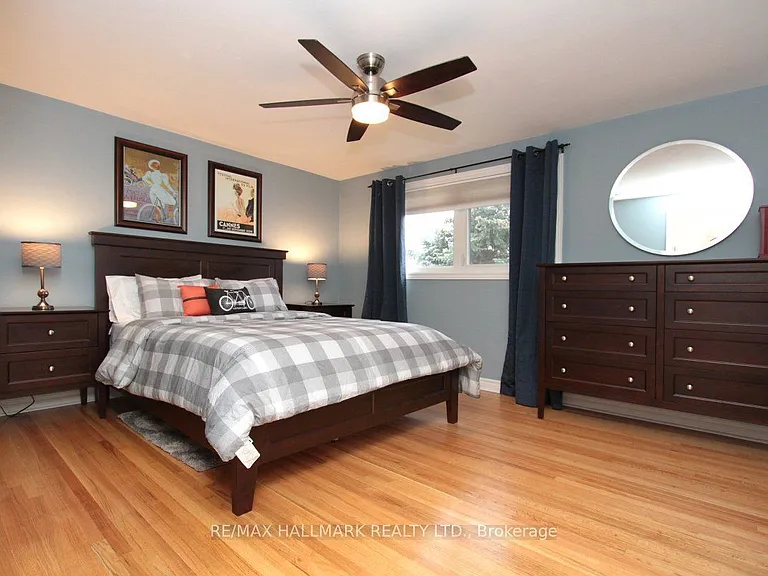 42 Abbey Rd #MAIN FLOOR — Photo 18