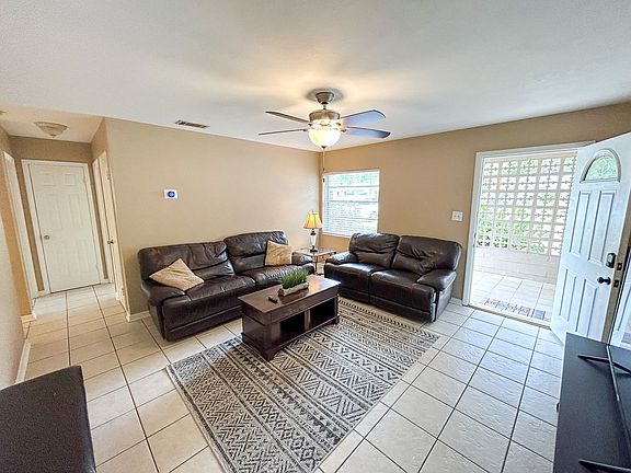 2nd image of 3723 NW 45th St Unit B