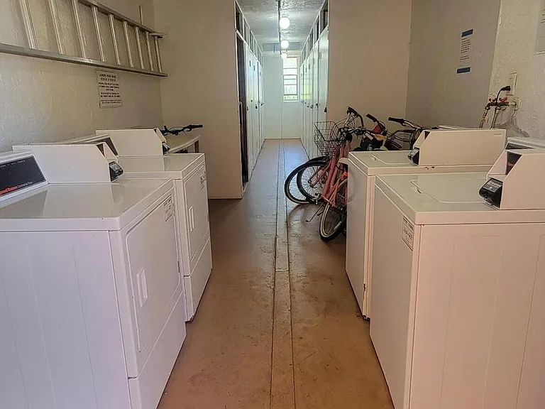 4500 N Federal Hwy #358G — Photo 10