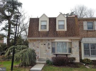 8 Fairfax Vlg, Media, PA 19063