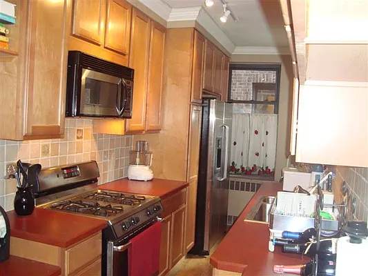 Sold by Benjamin Realty Since 1980 | media 27