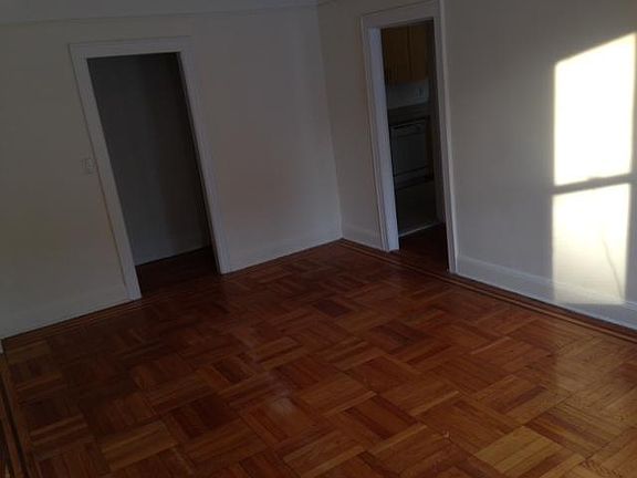 2nd image of 4144 44th St #2