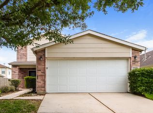 22922 Twisting Pine Dr, Spring, TX 77373