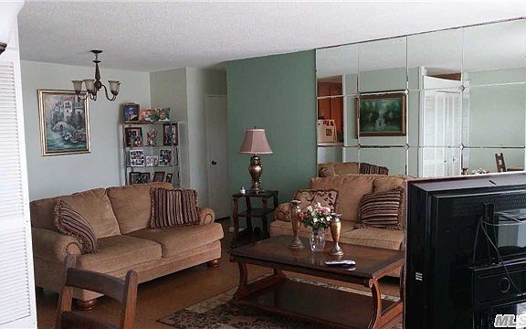 2nd image of 1966 Newbold Ave APT 404