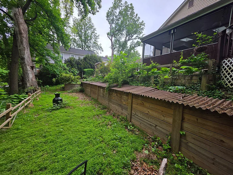 8120 Paisley Pl — Photo 45