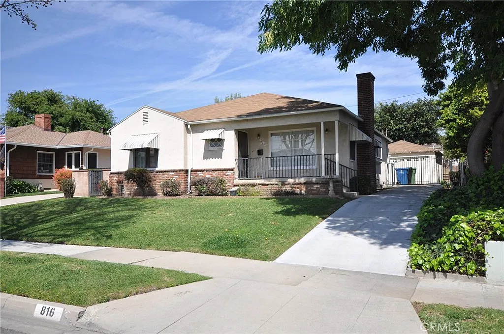 2 bed, 1419 sqft, $4,400 — Photo 1