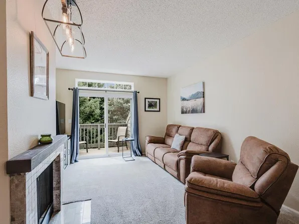 7430 Singing Hills Dr #J-204, Boulder, CO 80301