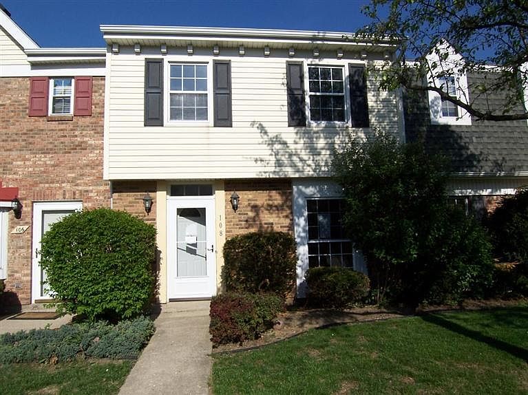 1st image of 108 W Van Lake Dr