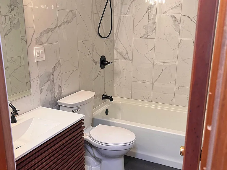 380 Livingston Ave — Photo 7