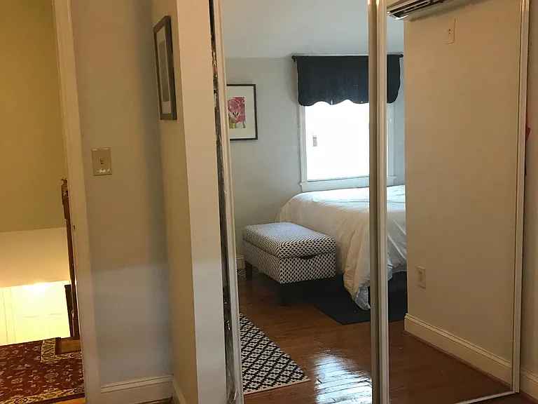 631 N Oakland St — Photo 13