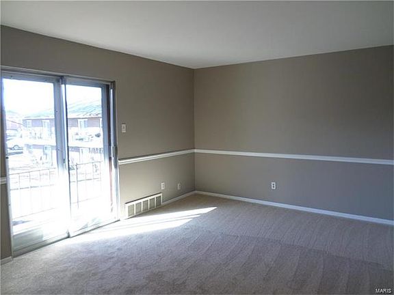 4th image of 6923 Colonial Woods Dr APT 14