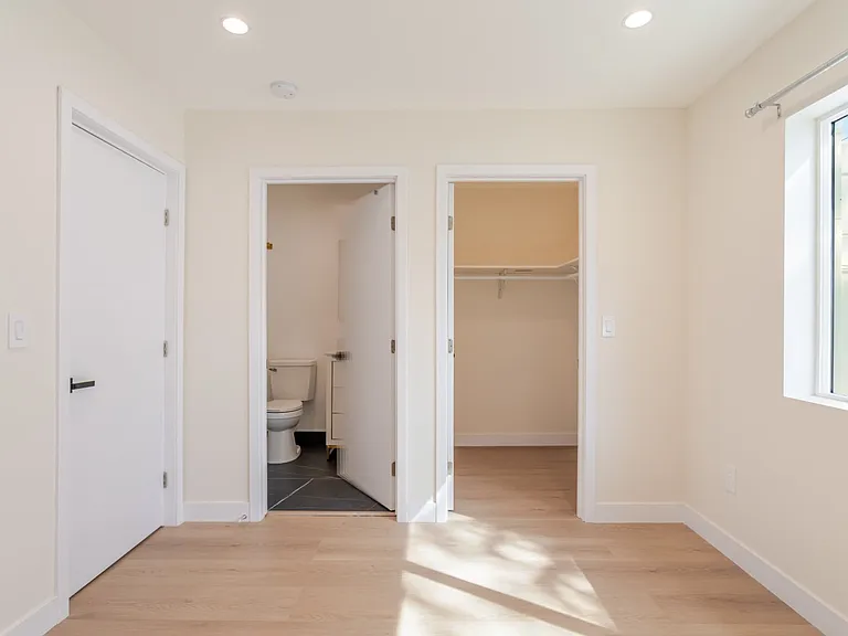 10423 Pinyon Ave — Photo 11