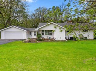 1731 Oakridge Pl, Neenah, WI 54956