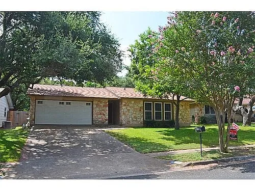 7911 Creekmere Ln Photo 1
