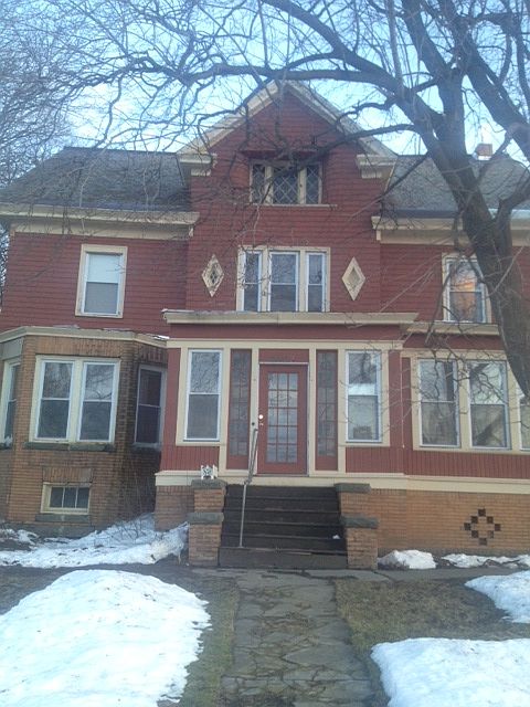 2nd image of 2007 W Genesee St APT 1