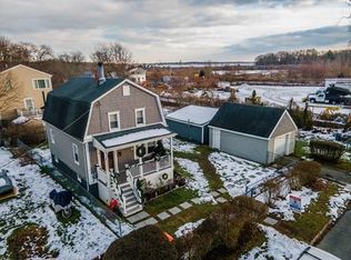 31 Hitch St, Fairhaven, MA 02719