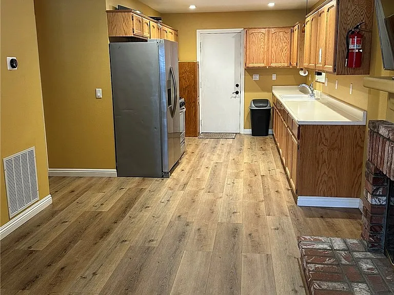 137 E Country Club Blvd — Photo 4