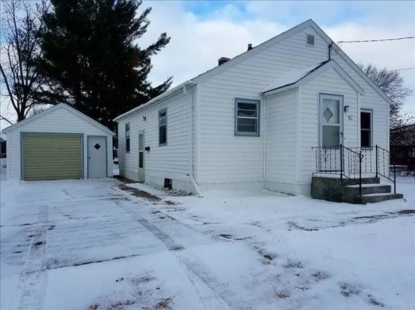 107 W Ives St, Marshfield, WI 54449