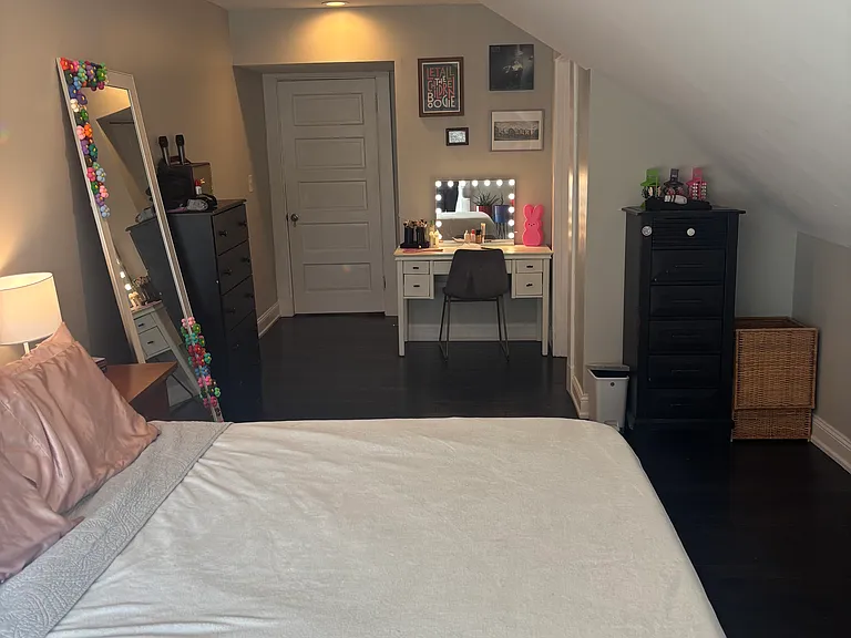 2374 Saint James Ave #3 — Photo 11