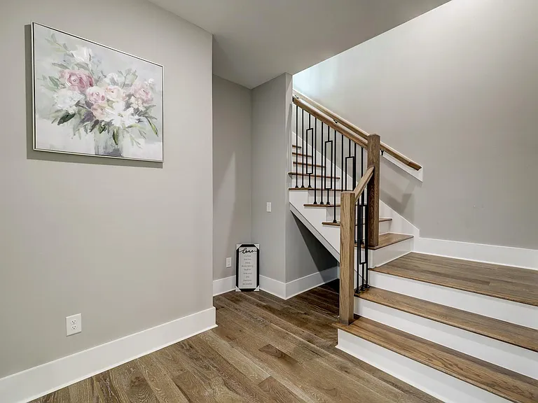 1411 W 23rd St — Photo 9