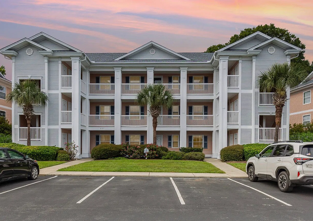2 bed, 1000 sqft, $1,650 — Photo 1