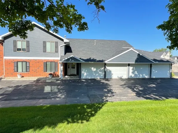 4505 Armar Dr SE APT 80, Cedar Rapids, IA 52403