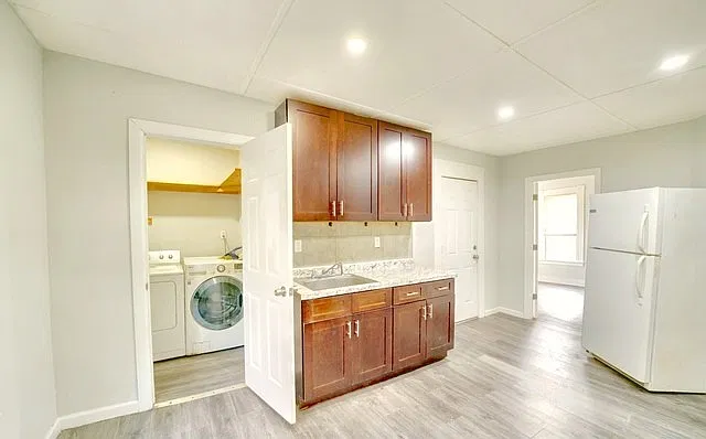 4 bed, 1352 sqft, $1,700 — Photo 2