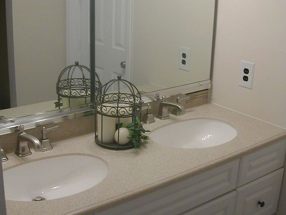 master vanity area