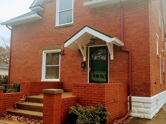 2nd image of 319 N Ferry St