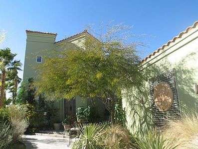 2565 Sun Reef Rd, Las Vegas, NV, 89128