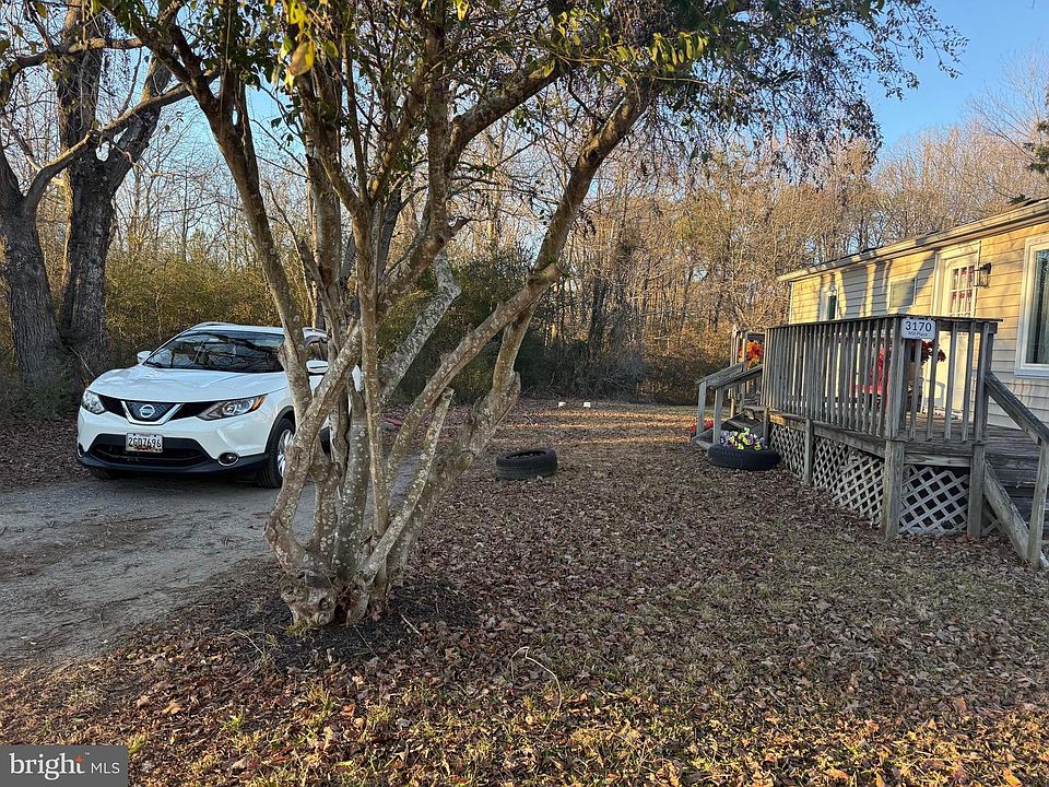 2nd image of 3170 Mill Pl