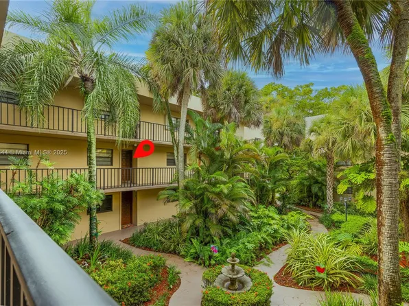 10855 SW 112th Ave APT 217, Miami, FL 33176