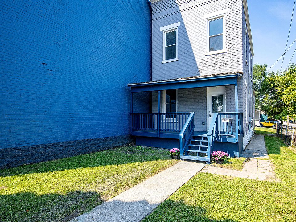 1st image of 1601 Russell St
