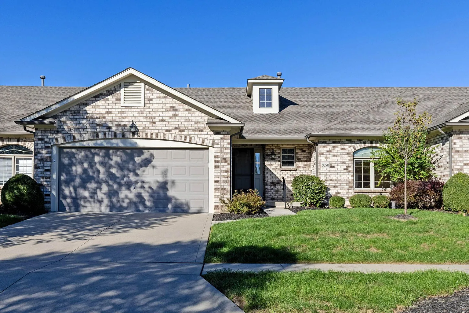 5050 Birch Grove Dr photo 1