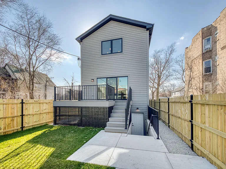 6639 S Langley Ave #1 — Photo 13