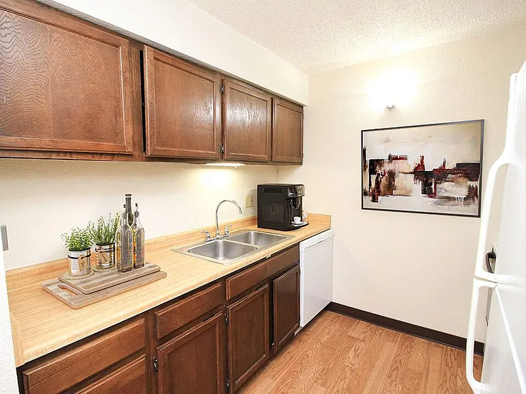Fully-Equipped Kitchen with Dishwasher