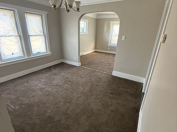 5th image of 6949 Bingham St #2