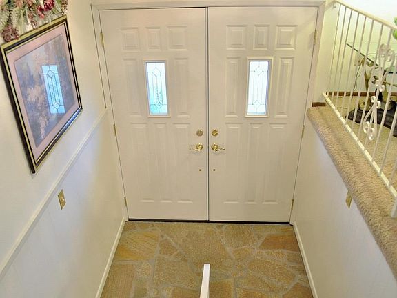 2nd image of 5734 N Greenwood Blvd