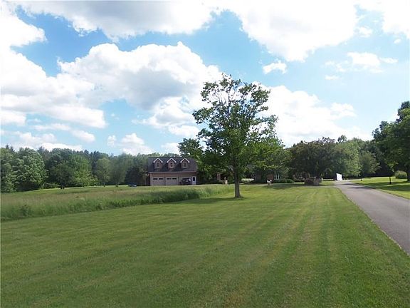 3rd image of 4094 Bethel New Wilmington Rd