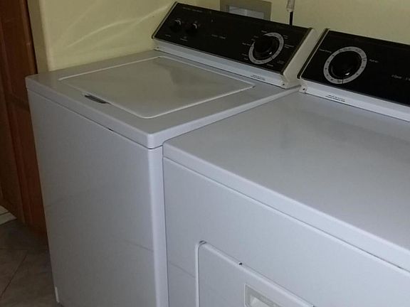 4th image of 15505 E Cavern Dr