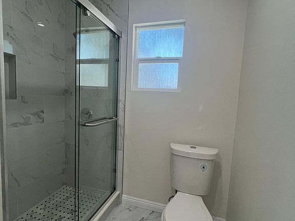 5th image of 12720 Kalnor Ave #2