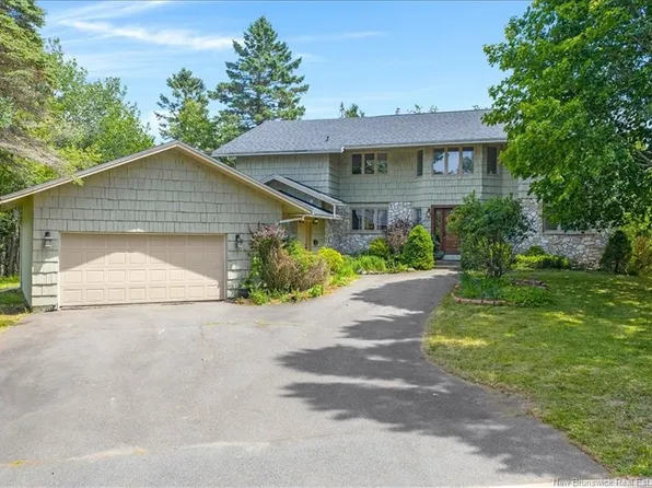 35 Marlin Ter, Saint John, NB E2K 4H6