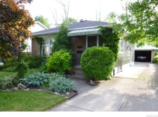 4076 Harlem Rd, Amherst, NY 14226