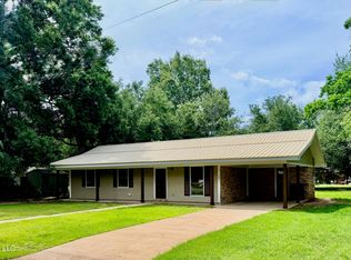 107 Driftwood Dr, Lucedale, MS 39452