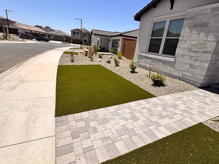 7283 N Blue Sky Dr — Photo 2