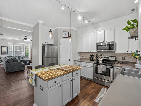 2917 Gross Ave, Wake Forest, NC 27587