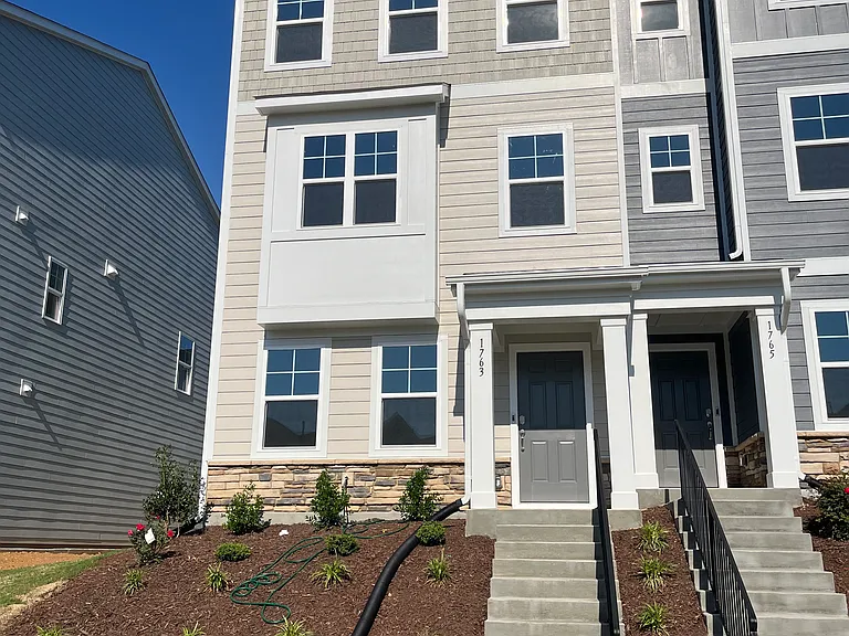 1763 Barrett Run Trl — Photo 1