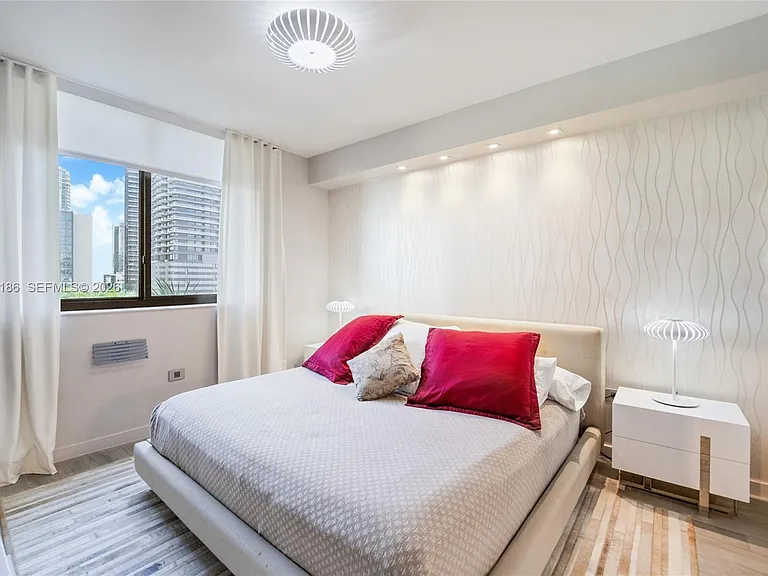 999 SW 1st Ave #1208 — Photo 9
